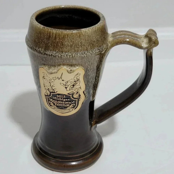 Grey Fox Pottery Stein 2013 Michigan Renaissance Festival Limited Edition - Picture 1 of 6